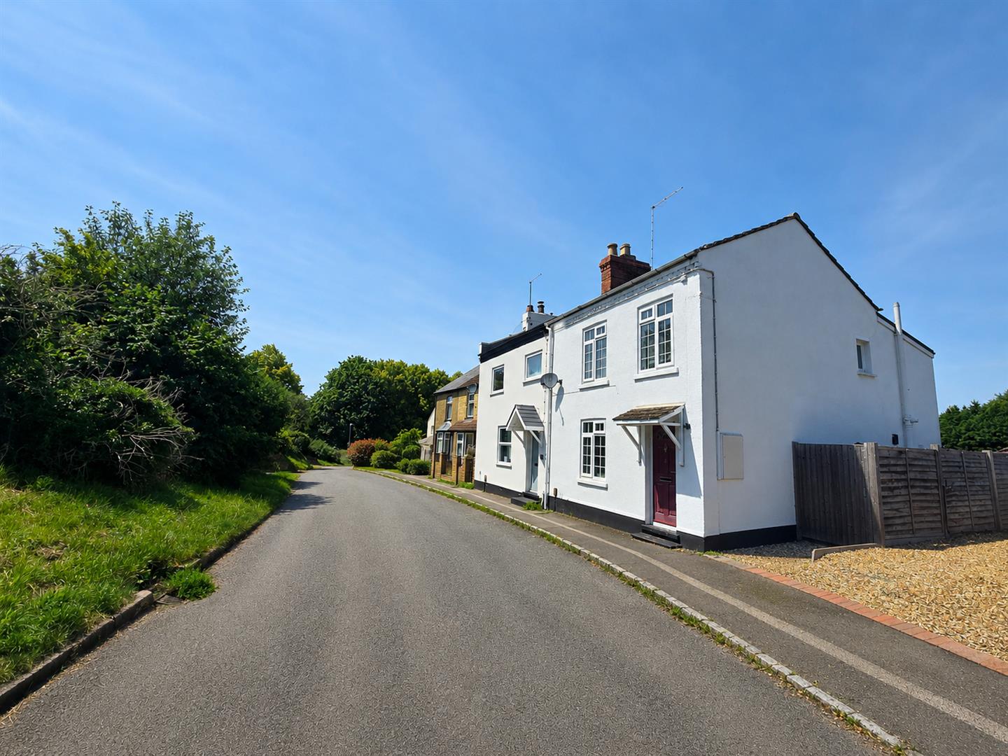 2 bed property in Vicarage Road., Milton Keynes